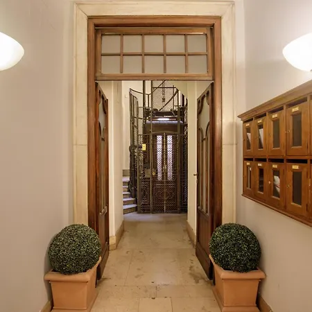 Liberti Colosseo - Luxury