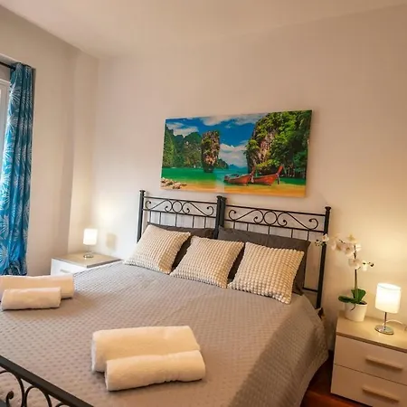 Cozy & Luxury In Rome