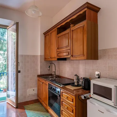 Brunetta Cozy Apartmentmetro B *