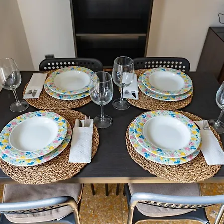 Brunetta Cozy Apartmentmetro B Apartment *