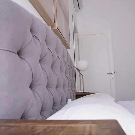 Lina - Sky Earth Liberty - 5 Min From Tube * Rome