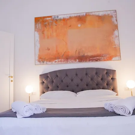 Lina - Sky Earth Liberty - 5 Min From Tube * Rome