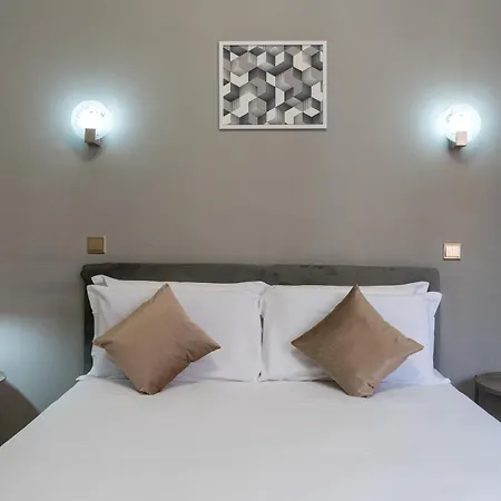 Guest house Portafortuna - Close To Colosseum 2*