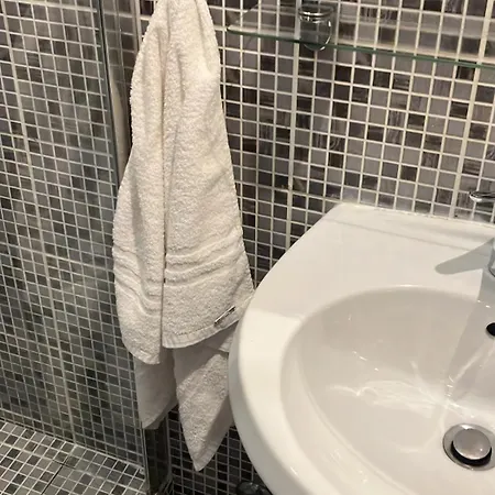 Affittacamere Casa Ferruccio Roma