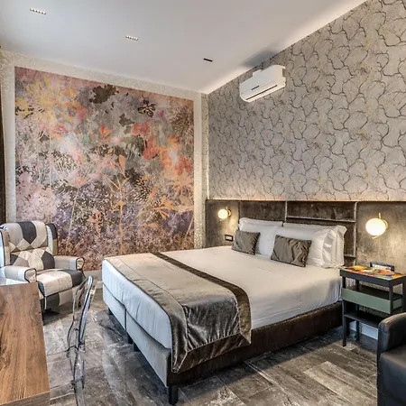 Apollo Boutique 4*