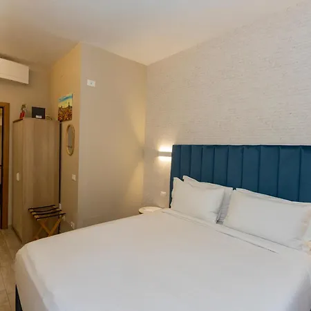 Apartment B9 Rome