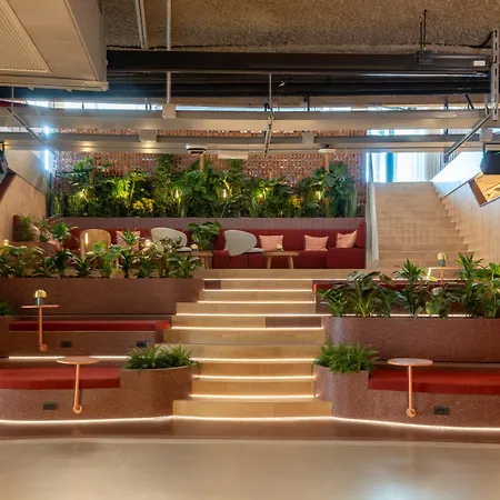 The Social Hub Hotel