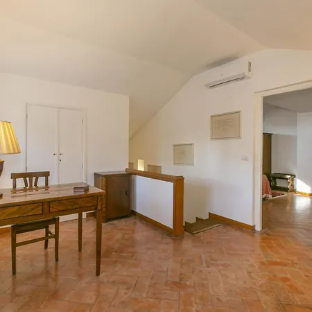 Garden Hill Villa