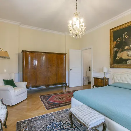 Garden Hill * Roma