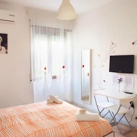 Cozy Piramide Rome