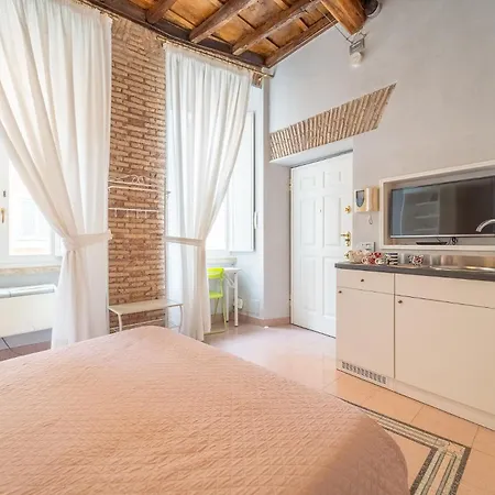 Secret Retreat In The Heart Of The Ghetto By Houseeds