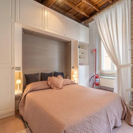 Apartment Secret Retreat In The Heart Of The Ghetto By Houseeds