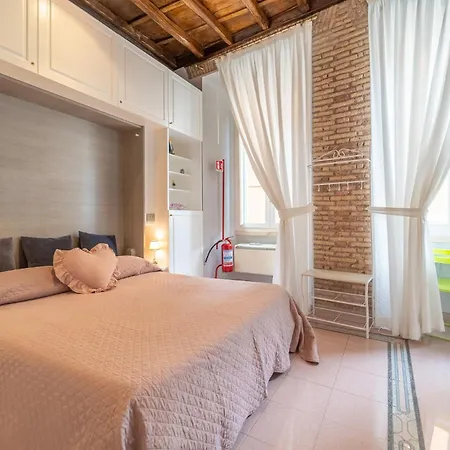 Secret Retreat In The Heart Of The Ghetto By Houseeds Apartment Rome