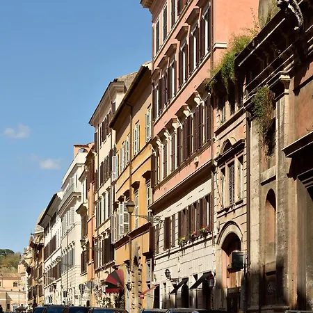 Palazzo Tridente * Rome