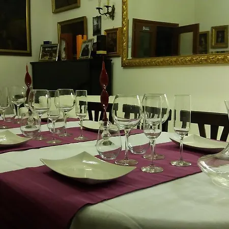 Il Marchese Del Grillo Konukevi