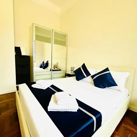 Santa Maria Maggiore Apartment *
