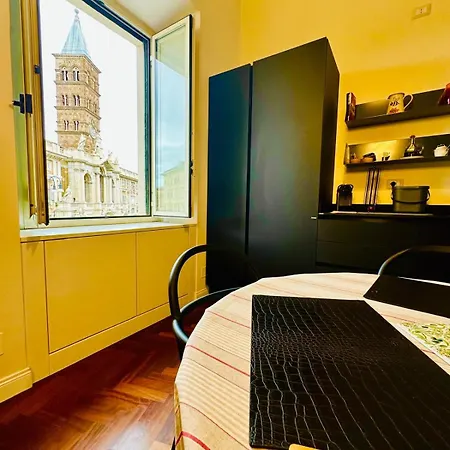 Santa Maria Maggiore Apartment *