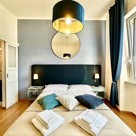 Vacanze Romane Basilica Apartment