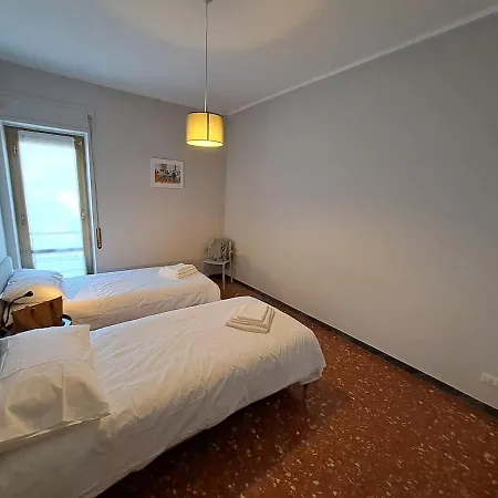 Torre Spaccata For 6 With Parking Appartamento
