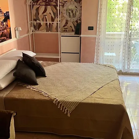 Alcave Apartment