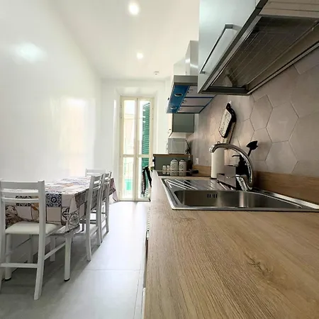Casa Alice Near Vatican - Modern, High Floor With View Rome