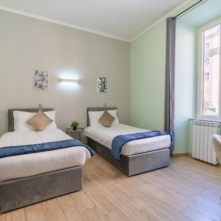 Leoni Di Giada - Close To Station 3* Róma