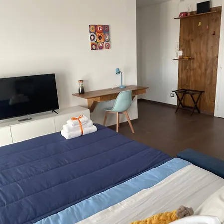 Apartment Stepahouse Zona San Paolo Elegante Bilocale A 2 Minuti Dalla Metro B