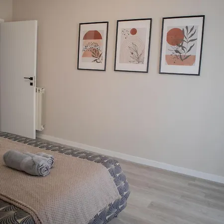 Sara's - Modern Near Metro, Perfect For Families And Groups In * Rome