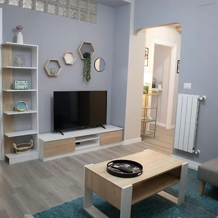 Sara's - Modern Near Metro, Perfect For Families And Groups In Apartment Rome
