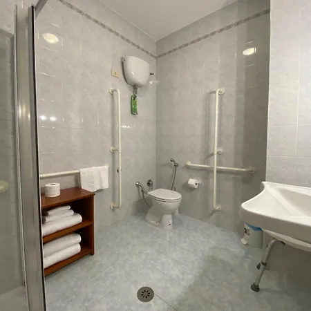 Bed & Breakfast Casa Per Ferie Suore Salesiane Dei Sacri Cuori *