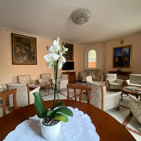 Casa Per Ferie Suore Salesiane Dei Sacri Cuori Bed & Breakfast Roma