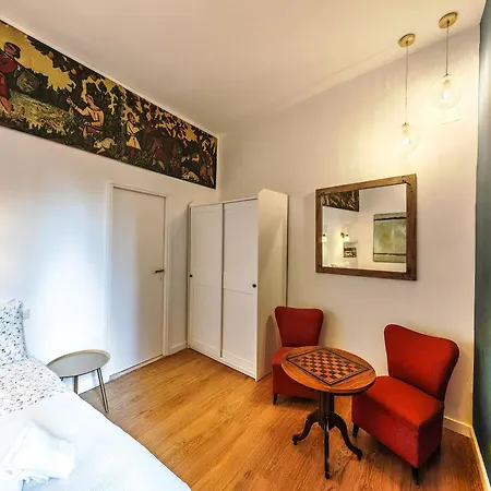 Forum Guest house