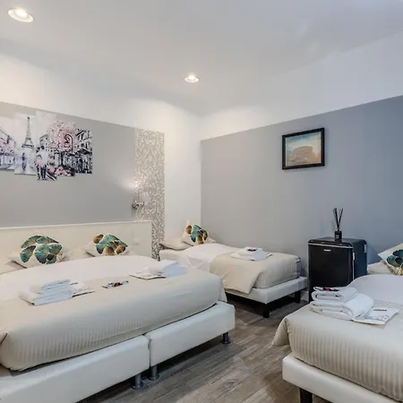 Turati Guest house