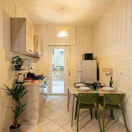 Dafne Wonderful With Terrace Apartment Rome