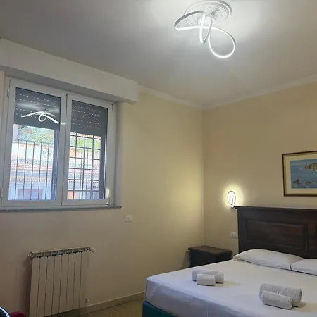 Domi 10 Apartment, Stazione Termini, Via Curtatone 12 Apartment Rom