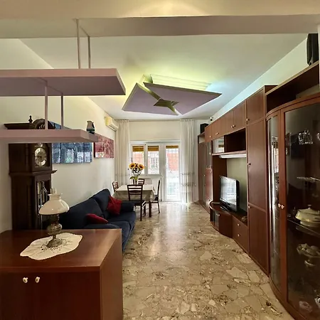 Casa Gaja, La Casa Vicino Pamphili