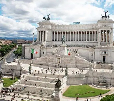 La Dolce Of Via Veneto - Prestigious With Wonderful Terrace In The Historic Center * Rzym