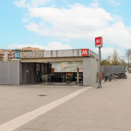 Elegante E Luminoso Con Metro Vicina Lägenhet *