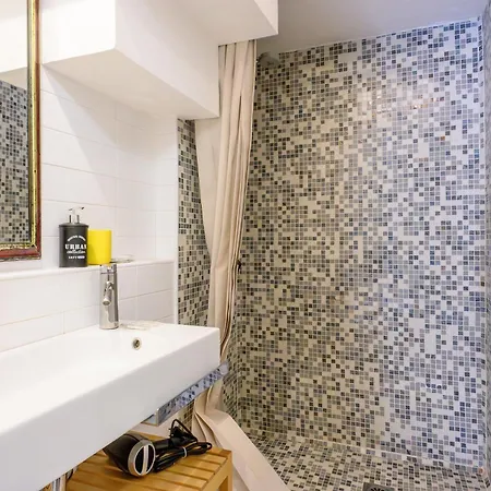 Puccini Flat * Rome