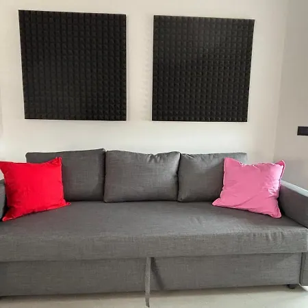 Urban Concept Santa Croce In Gerusalemme - Entire Apartment Rome