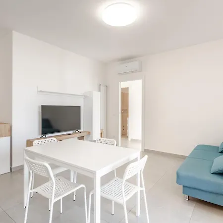 La Casa Di Valeria Con Piscina Rome