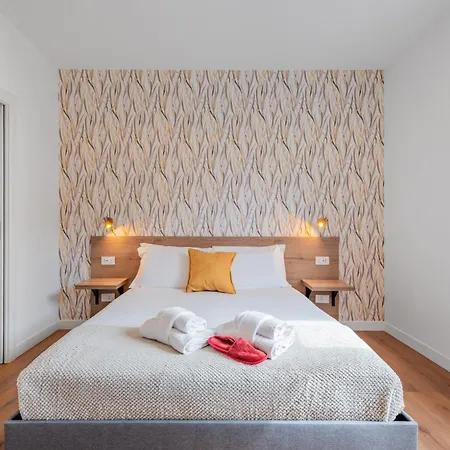 Delina- Luxury Metro A Apartment Rome