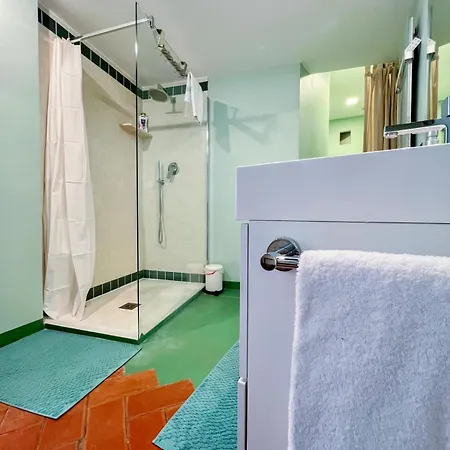 Pantheon Apartment *