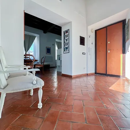 Apartment Pantheon *