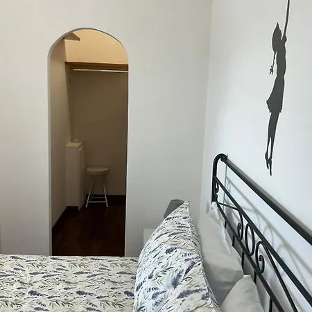 Apartment House -
