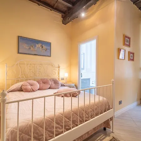 Apartment Secret Luxury Retreat In The Heart Of The Ghetto By Houseeds Rome
