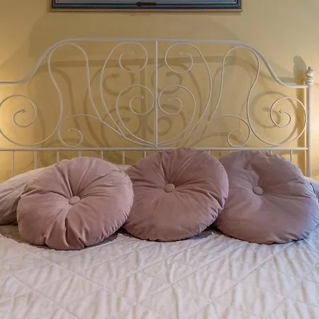 Secret Luxury Retreat In The Heart Of The Ghetto By Houseeds Rome