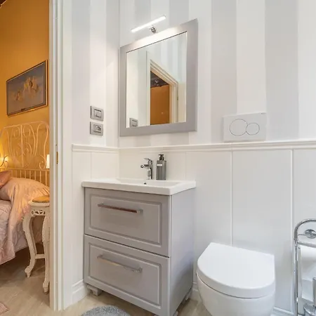 Apartment Secret Luxury Retreat In The Heart Of The Ghetto By Houseeds Rome