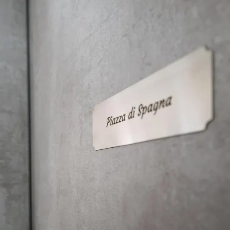Domus Trevi Garbatella Guest house *