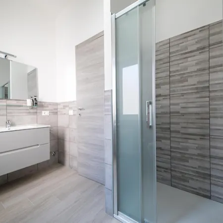 Domus Trevi Garbatella Guest house